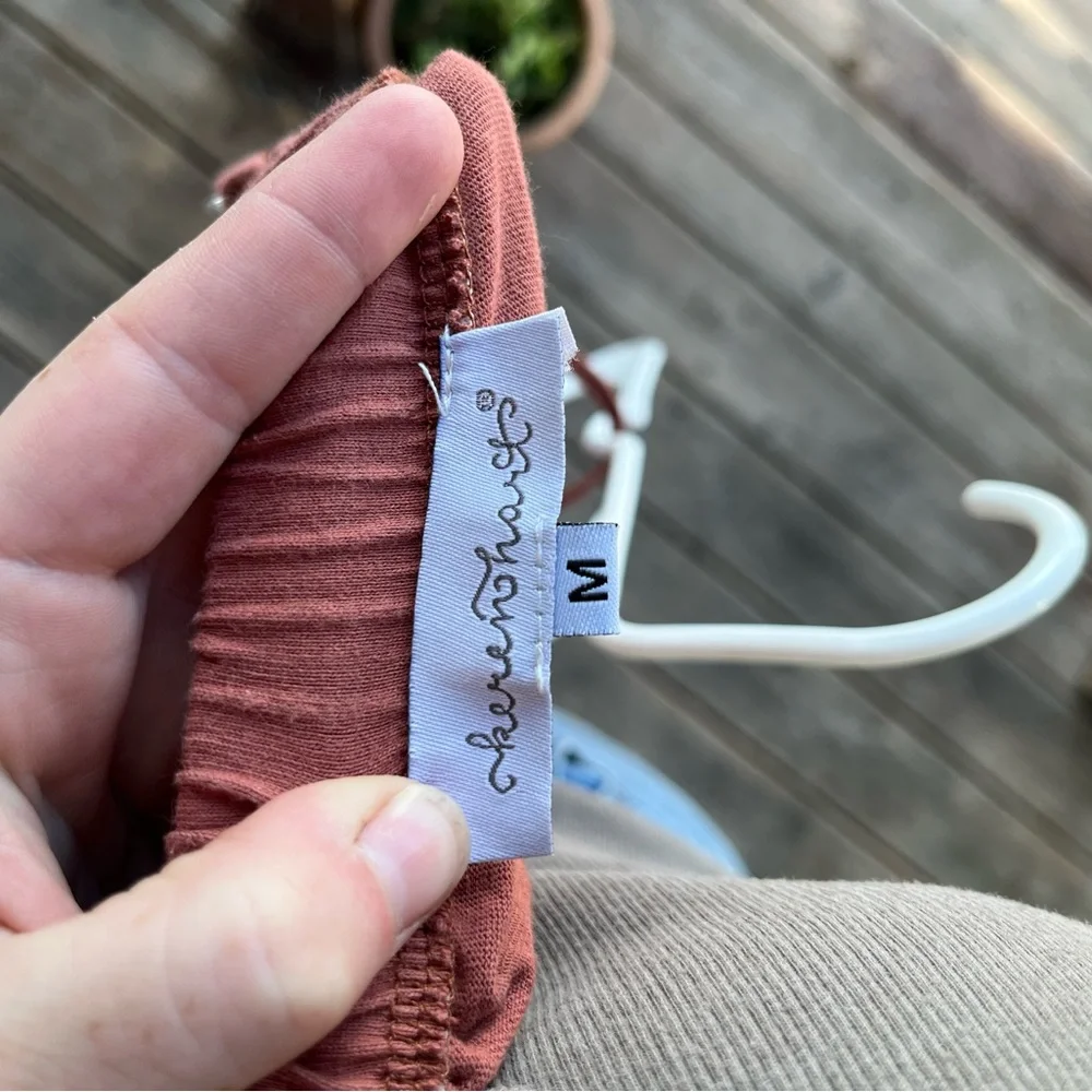 Dusty pink/red dress - Picture 2 of 3